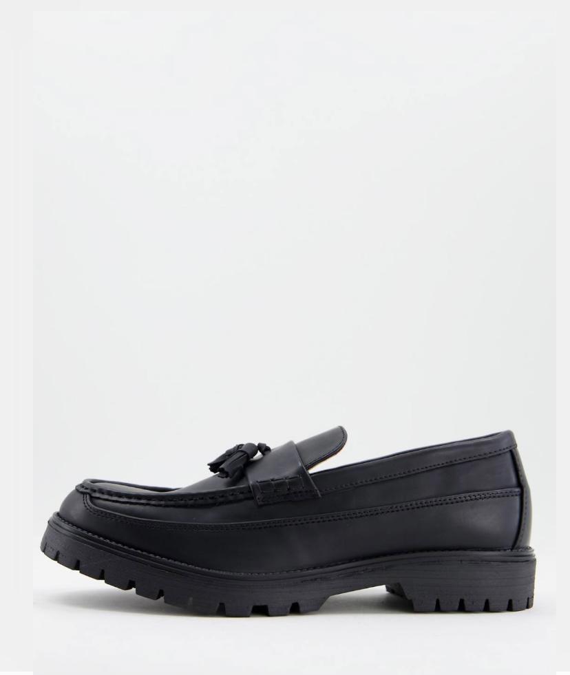 RIVER ISLAND